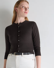 Load image into Gallery viewer, N.Peal Women's Darcie Superfine Cashmere Cropped Cardigan Chocolate Brown
