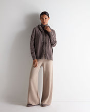 Load image into Gallery viewer, N.Peal Women's Luna Roll Neck Cashmere Jumper Otter Brown
