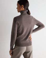 Load image into Gallery viewer, N.Peal Women's Luna Roll Neck Cashmere Jumper Otter Brown
