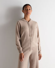 Load image into Gallery viewer, N.Peal Women's Ada Cashmere Hoodie Oatmeal Brown
