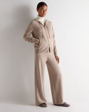Load image into Gallery viewer, N.Peal Women's Ada Cashmere Hoodie Oatmeal Brown
