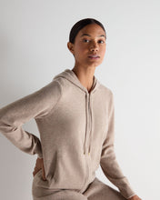 Load image into Gallery viewer, N.Peal Women's Ada Cashmere Hoodie Oatmeal Brown
