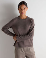 Load image into Gallery viewer, N.Peal Women's Hallie Round Neck Cashmere Jumper Otter Brown
