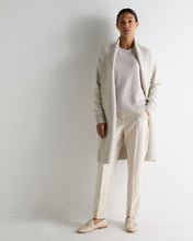 Load image into Gallery viewer, N.Peal Women's Hallie Round Neck Cashmere Jumper Snow Grey
