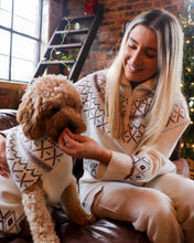Load image into Gallery viewer, N.Peal Christmas Cashmere Dog Jumper New Ivory White
