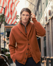 Load image into Gallery viewer, N.Peal Men&#39;s Kensington Cashmere Cardigan Spice Orange
