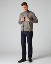 Load image into Gallery viewer, N.Peal Men&#39;s The Hyde Fine Gauge Cashmere Zip Jumper Taupe Brown
