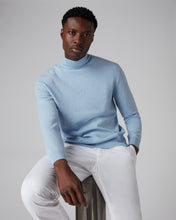 Load image into Gallery viewer, N.Peal Men&#39;s Turtle Neck Cashmere Jumper Cornflower Blue
