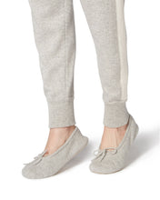 Load image into Gallery viewer, N.Peal Women's Fur Lined Cashmere Slippers Fumo Grey
