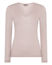 Load image into Gallery viewer, N.Peal Women&#39;s Superfine V Neck Cashmere Jumper Dune Pink
