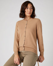 Load image into Gallery viewer, N.Peal Women&#39;s Round Neck Cashmere Cardigan Sahara Brown
