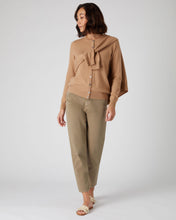 Load image into Gallery viewer, N.Peal Women&#39;s Round Neck Cashmere Cardigan Sahara Brown
