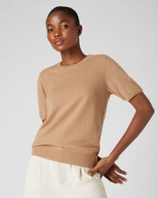 Load image into Gallery viewer, N.Peal Women&#39;s Round Neck Cashmere T Shirt Sahara Brown
