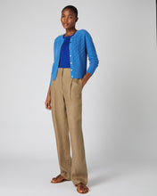 Load image into Gallery viewer, N.Peal Women&#39;s Cable Cashmere Cardigan Zanzibar Blue
