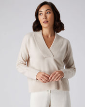 Load image into Gallery viewer, N.Peal Women&#39;s Deep V Neck Cashmere Jumper Almond White
