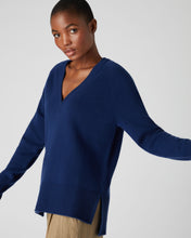 Load image into Gallery viewer, N.Peal Women&#39;s Deep V Neck Longline Cashmere Jumper French Blue
