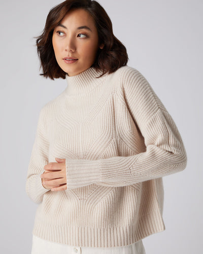 N.Peal Women's Cable Mock Neck Cashmere Jumper Almond White