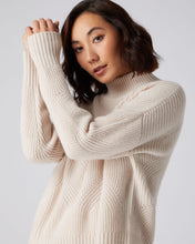 Load image into Gallery viewer, N.Peal Women&#39;s Cable Mock Neck Cashmere Jumper Almond White
