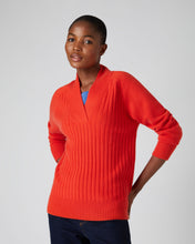 Load image into Gallery viewer, N.Peal Women&#39;s V Neck Wide Rib Cashmere Jumper Vermillion Red
