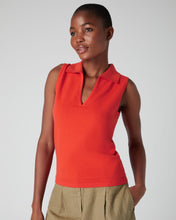 Load image into Gallery viewer, N.Peal Women&#39;s Sleeveless Cashmere Polo Jumper Vermillion Red
