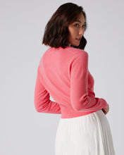 Load image into Gallery viewer, N.Peal Women&#39;s Crop V Neck Cashmere Jumper Peony Pink
