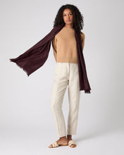 Load image into Gallery viewer, N.Peal Women&#39;s Pashmina Cashmere Stole Clove Brown

