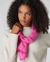 Load image into Gallery viewer, N.Peal Women&#39;s Pashmina Cashmere Stole Vibrant Pink
