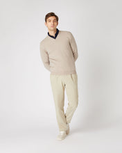 Load image into Gallery viewer, N.Peal Men's Burlington V Neck Cashmere Jumper Oatmeal Brown
