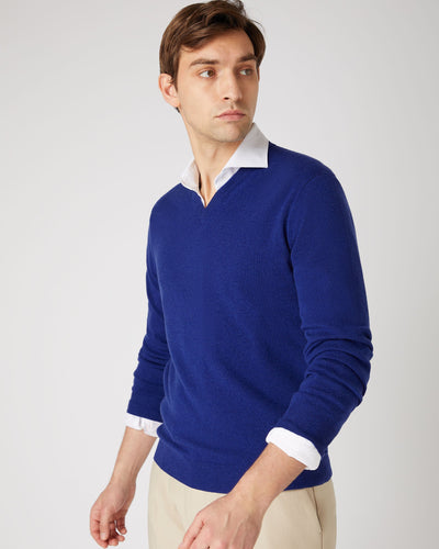 N.Peal Men's Burlington V Neck Cashmere Jumper Sapphire Blue