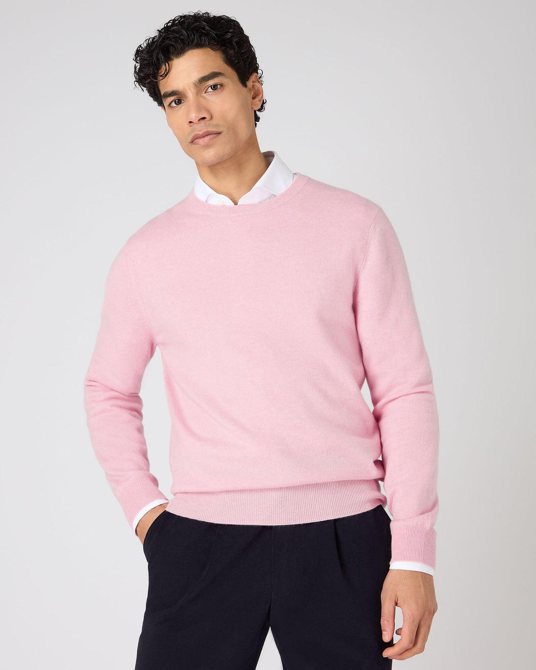 N.Peal Men's Oxford Round Neck Cashmere Jumper Flamingo Pink