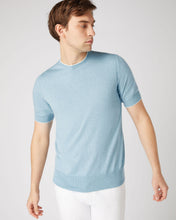 Load image into Gallery viewer, N.Peal Men&#39;s Newquay Cotton Cashmere T-Shirt Cornflower Blue
