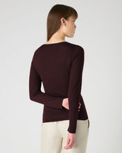 Load image into Gallery viewer, N.Peal Women&#39;s Imogen Superfine Cashmere V Neck Jumper Clove Brown
