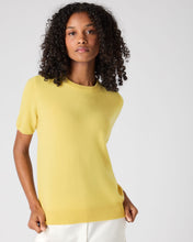 Load image into Gallery viewer, N.Peal Women&#39;s Milly Classic Cashmere T-Shirt Citrine Yellow
