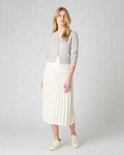 Load image into Gallery viewer, N.Peal Women's Ivy Cropped Cashmere Cardigan Pebble Grey
