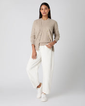 Load image into Gallery viewer, N.Peal Women&#39;s Clara Cable V Neck Cashmere Cardigan Oatmeal Brown
