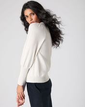 Load image into Gallery viewer, N.Peal Women&#39;s Gathered Sleeve Cashmere Jumper Ivory White Sparkle
