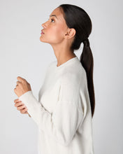 Load image into Gallery viewer, N.Peal Women&#39;s Metal Trim Round Neck Jumper Ivory White Sparkle
