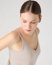 Load image into Gallery viewer, N.Peal Women&#39;s Cotton Cashmere Camisole Sandstone Brown
