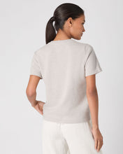 Load image into Gallery viewer, N.Peal Women&#39;s Lottie Cashmere T-Shirt Pebble Grey
