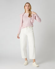 Load image into Gallery viewer, N.Peal Women&#39;s Hallie Round Neck Cashmere Jumper Quartz Pink
