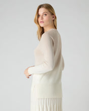 Load image into Gallery viewer, N.Peal Women&#39;s Dip Dye V Neck Cashmere Jumper Almond White
