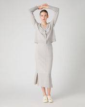 Load image into Gallery viewer, N.Peal Women&#39;s V Neck Relaxed Cashmere Cardigan Pebble Grey

