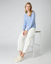 Load image into Gallery viewer, N.Peal Women&#39;s Lara V Neck Cashmere Cardigan Cornflower Blue

