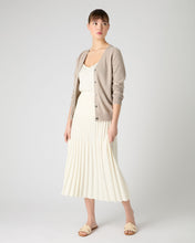 Load image into Gallery viewer, N.Peal Women&#39;s Lara V Neck Cashmere Cardigan Oatmeal Brown

