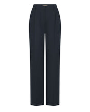 Load image into Gallery viewer, N.Peal Women's Florence Linen Trouser Navy Blue
