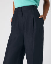 Load image into Gallery viewer, N.Peal Women's Florence Linen Trouser Navy Blue
