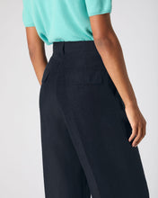 Load image into Gallery viewer, N.Peal Women's Florence Linen Trouser Navy Blue
