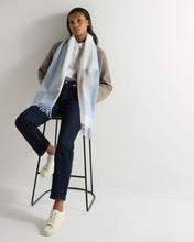 Load image into Gallery viewer, N.Peal Unisex Cashmere Check Scarf Blue + Grey
