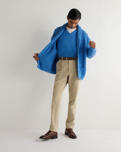 Load image into Gallery viewer, N.Peal Men's Burlington V Neck Cashmere Jumper Provence Blue
