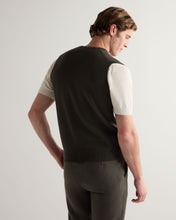 Load image into Gallery viewer, N.Peal Men's Westminster Cashmere Slipover Arabica Khaki Green
